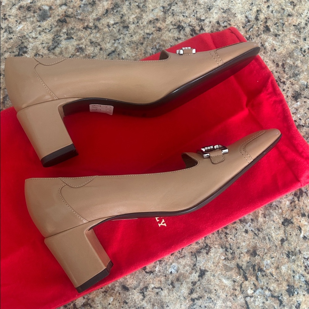 New Bally camel pumps - Picture 4 of 16